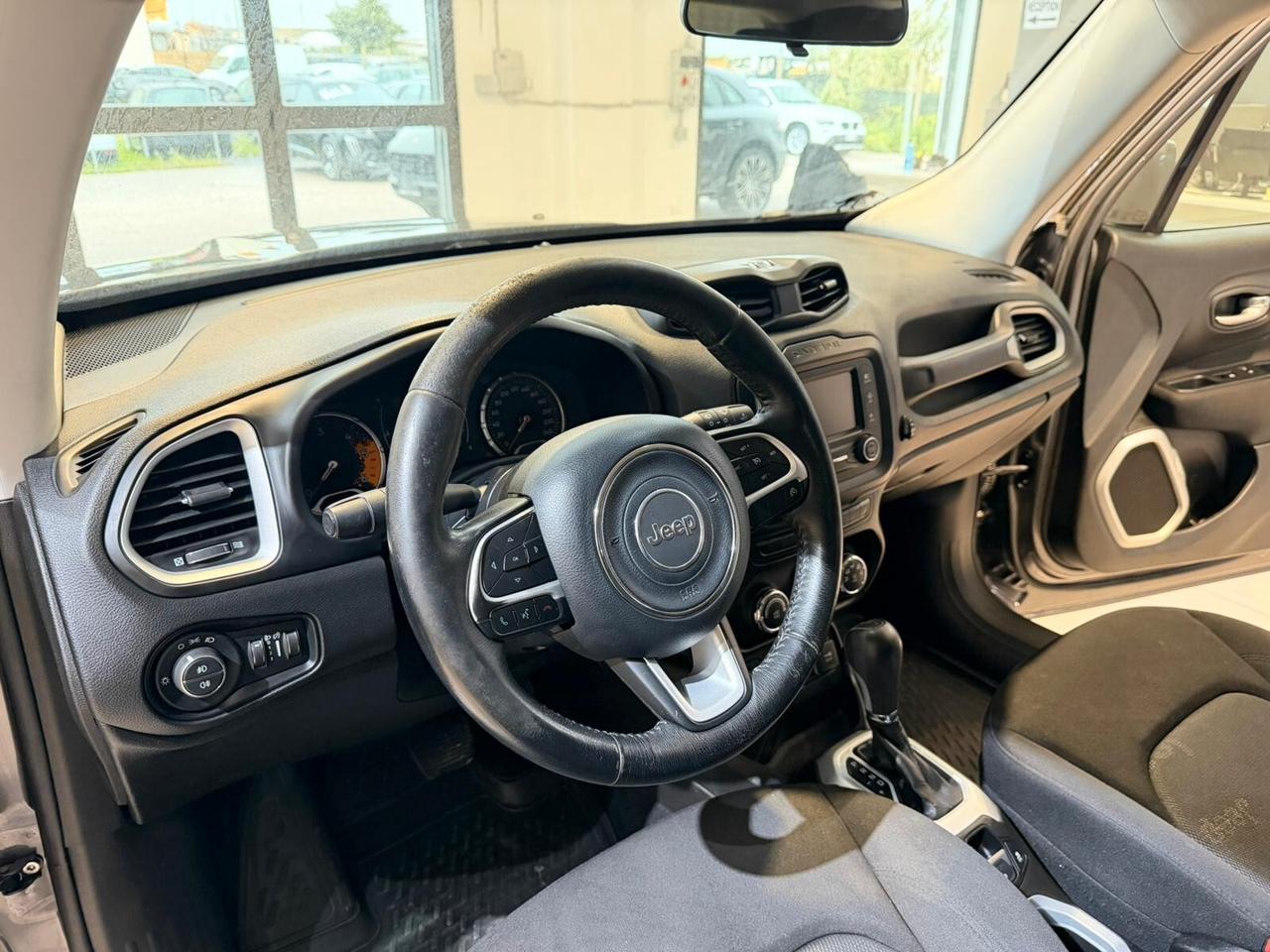 Jeep Renegade 1.6 Mjt DDCT 120 CV Business