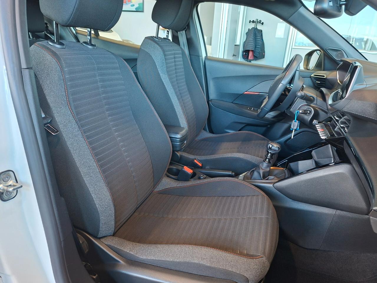 Peugeot 2008 PureTech 100 S&S Allure