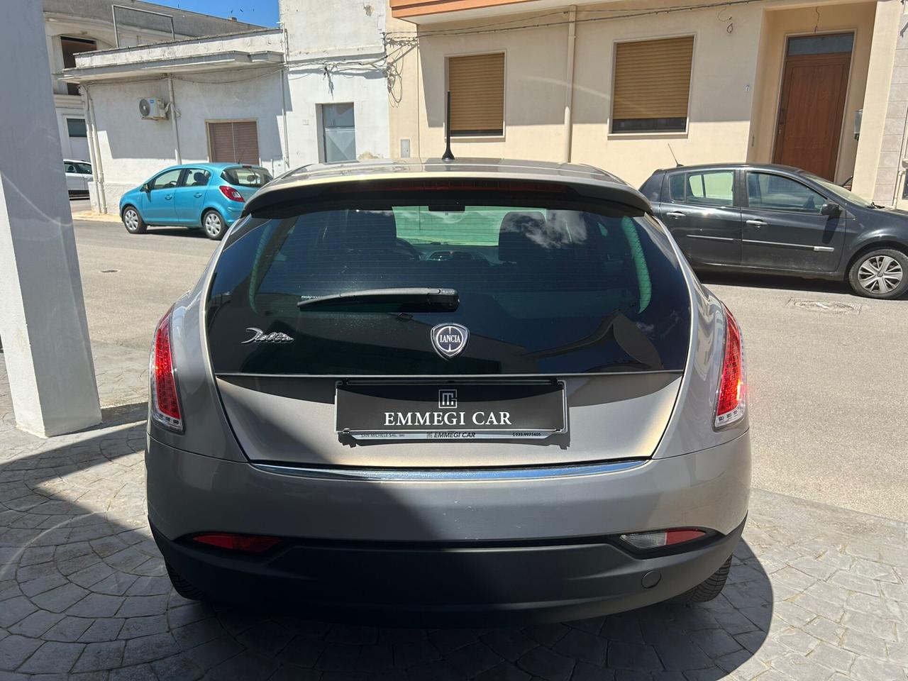 Lancia Delta 1.6 MJ 120Cv AUTOM. Km99.000-2012