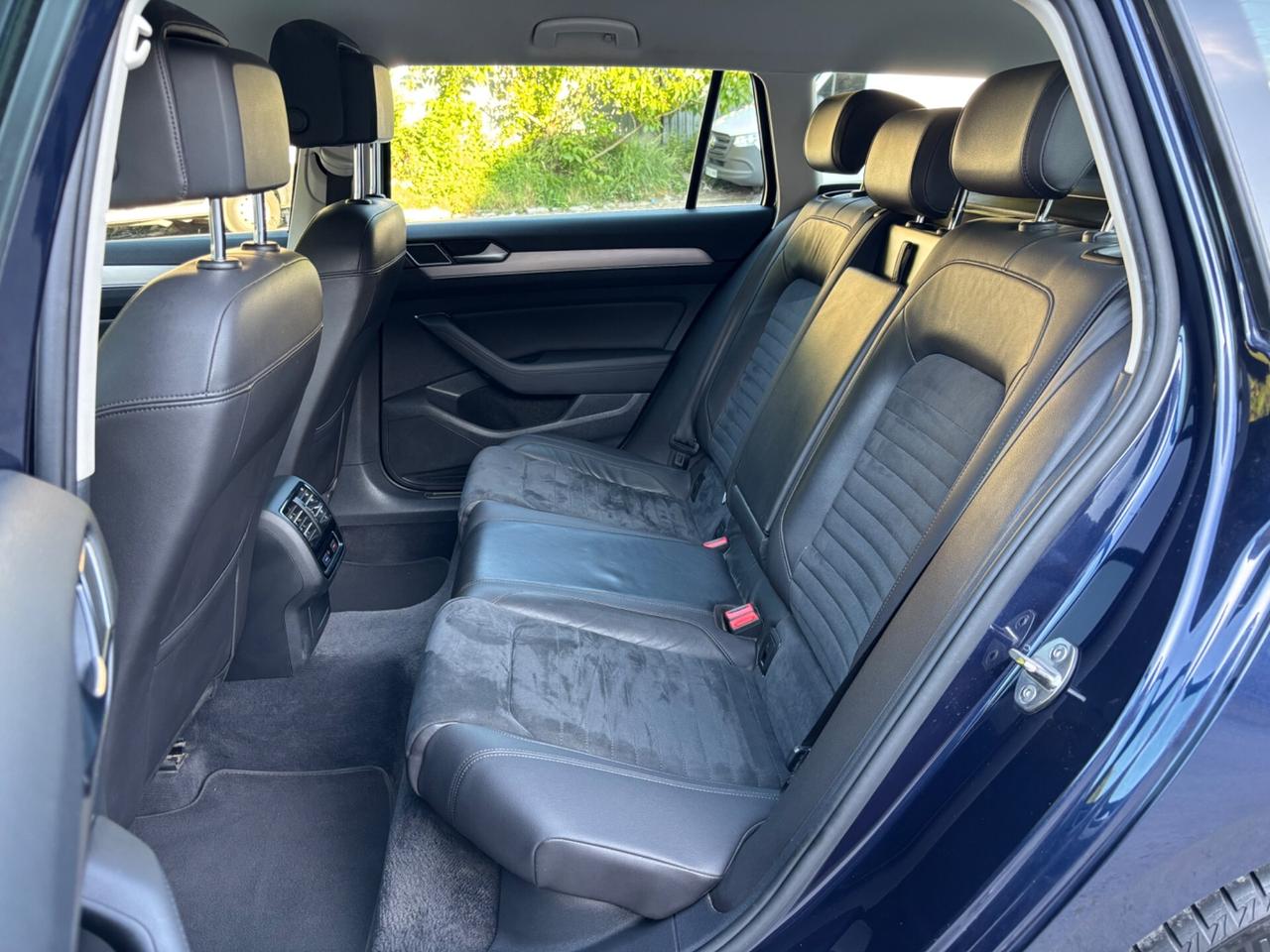 VW PASSAT VARIANT 2.0TDI 150cv HIGHLINE PERFETTA