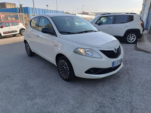 LANCIA Ypsilon 1.0 FireFly 5 porte S&S Hybrid Ecochic Gold