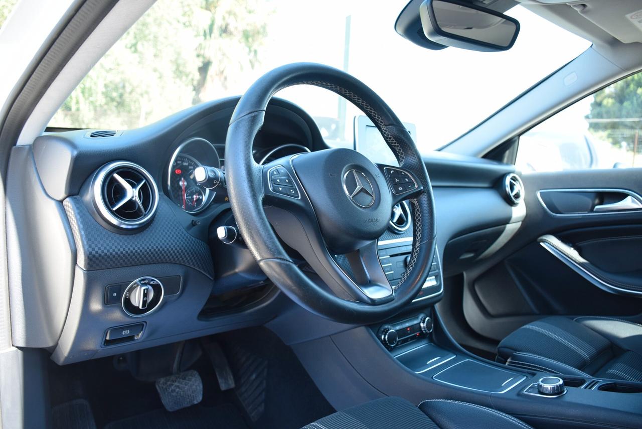 Mercedes-benz A 180 MERCEDES CLASSE 180d Aut. Sport NAVI PELLE CRUISE CAM BT ADAS