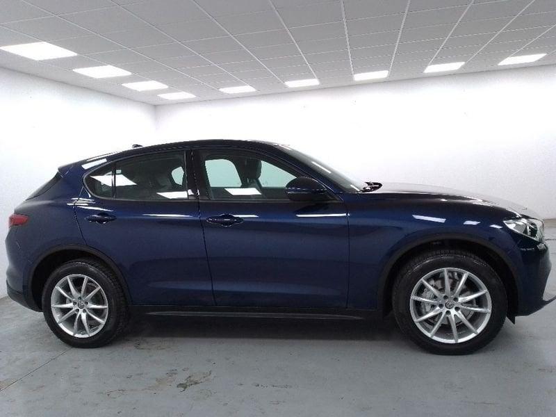 Alfa Romeo Stelvio 2.2 t Executive Q4 210cv auto my19