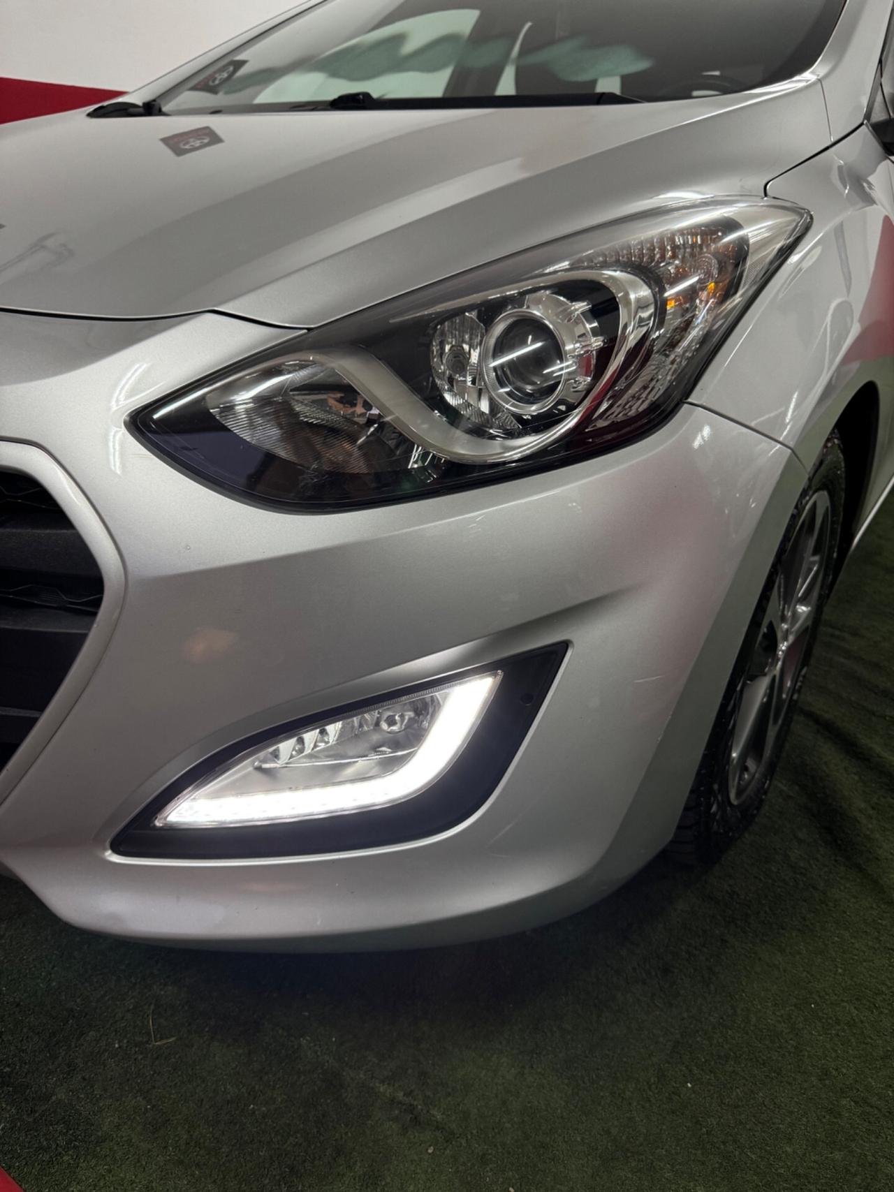 Hyundai i30 1.6 CRDi 5p. FULL LED 130000 Chilometri