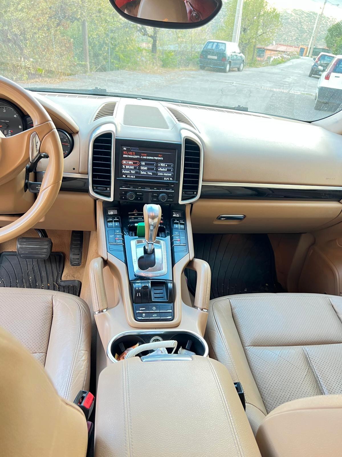Porsche Cayenne 3.0d