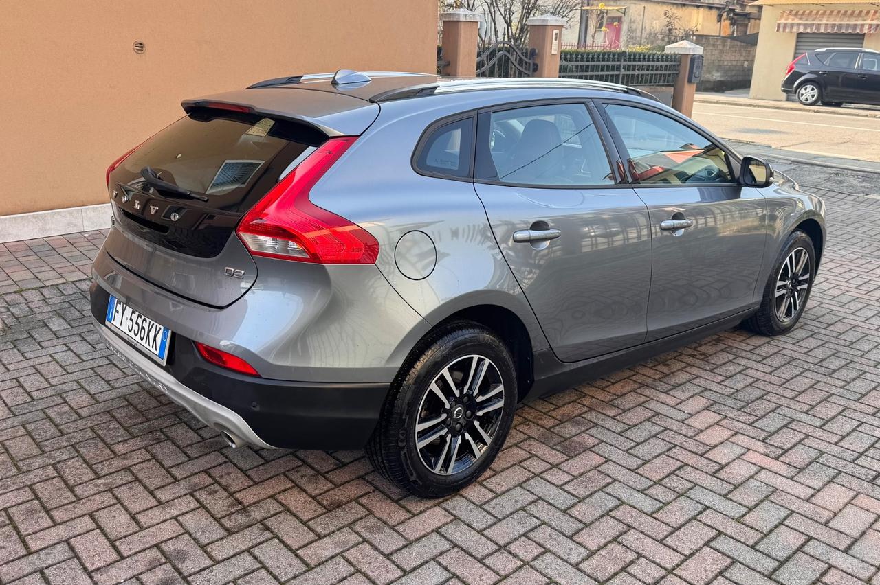 Volvo V40 Cross Country D2 Business Plus