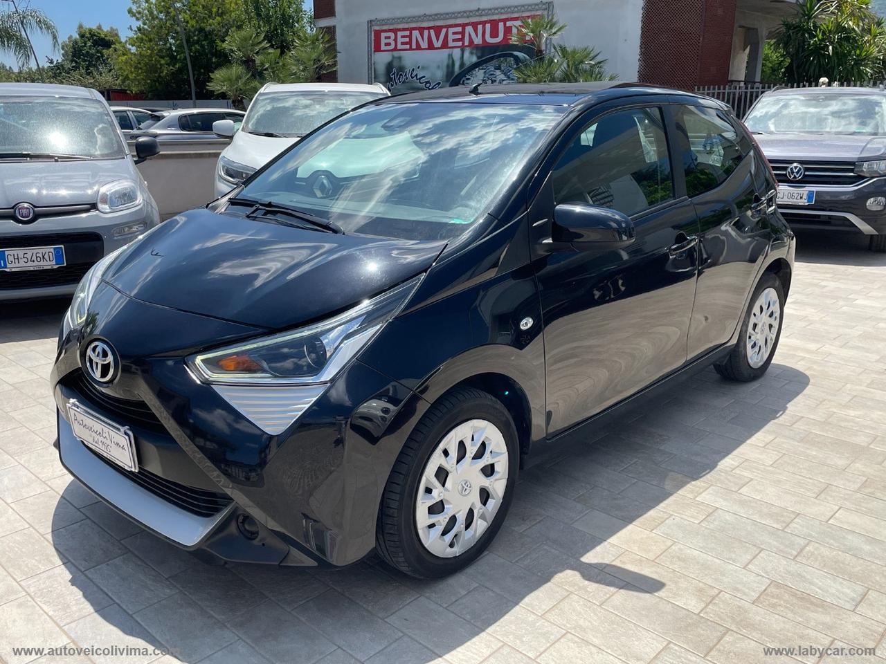 TOYOTA Aygo Connect 1.0 VVT-i 72 CV 5p. x-wave