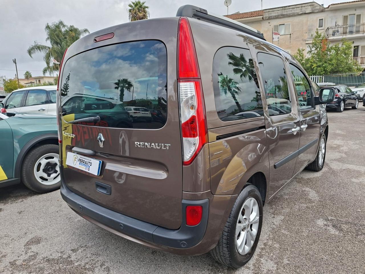 Renault Kangoo 1.5 dCi 90CV 5 porte Stop & Start Limited N1