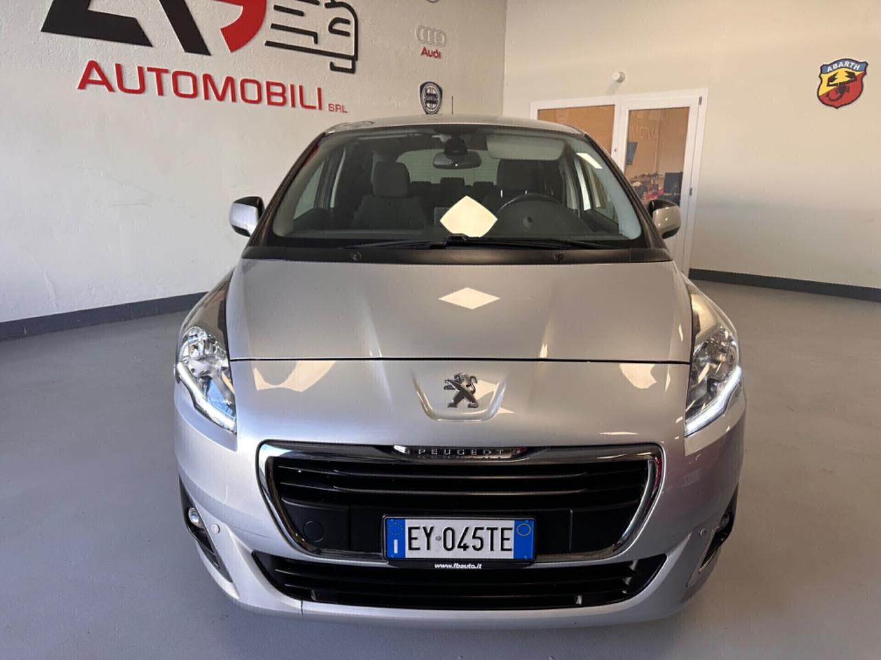 PUGEOT 5008 1.6 HDI 7 POSTI