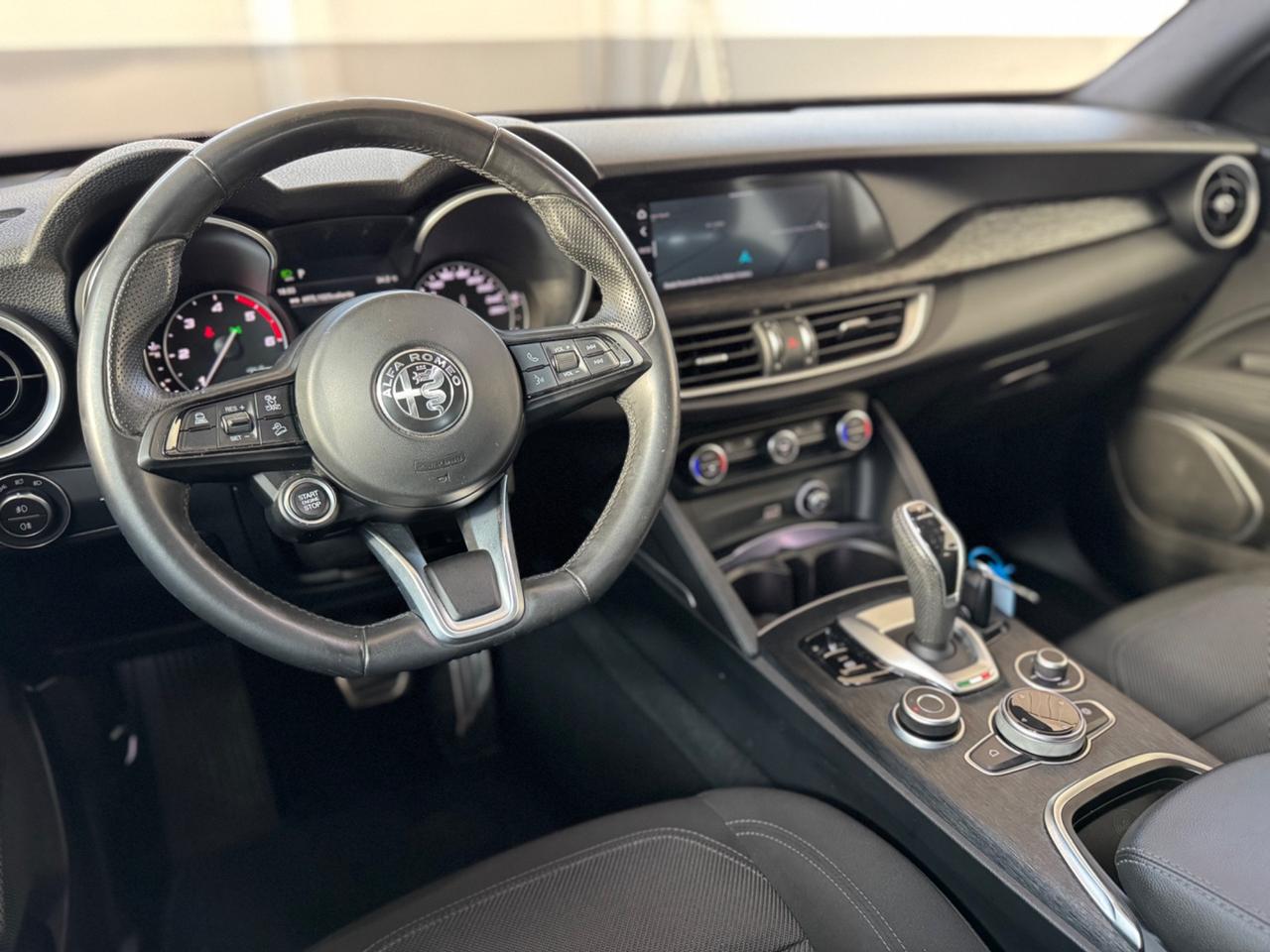Alfa Romeo Stelvio 2.2 Turbodiesel 160 CV AT8 RWD Sprint