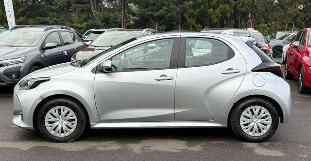 Toyota Yaris 1.5h MHEV Active promo fin