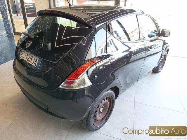 LANCIA Ypsilon 1.2 69 CV 5 porte Gold
