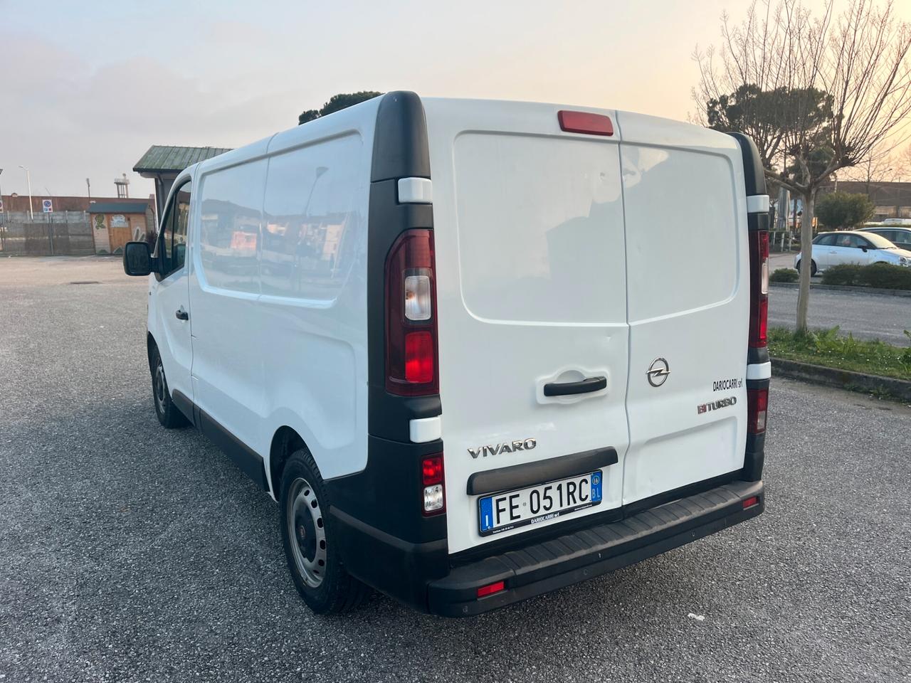 FURGONE OPEL VIVARO TRAFIC PASSO MEDIO