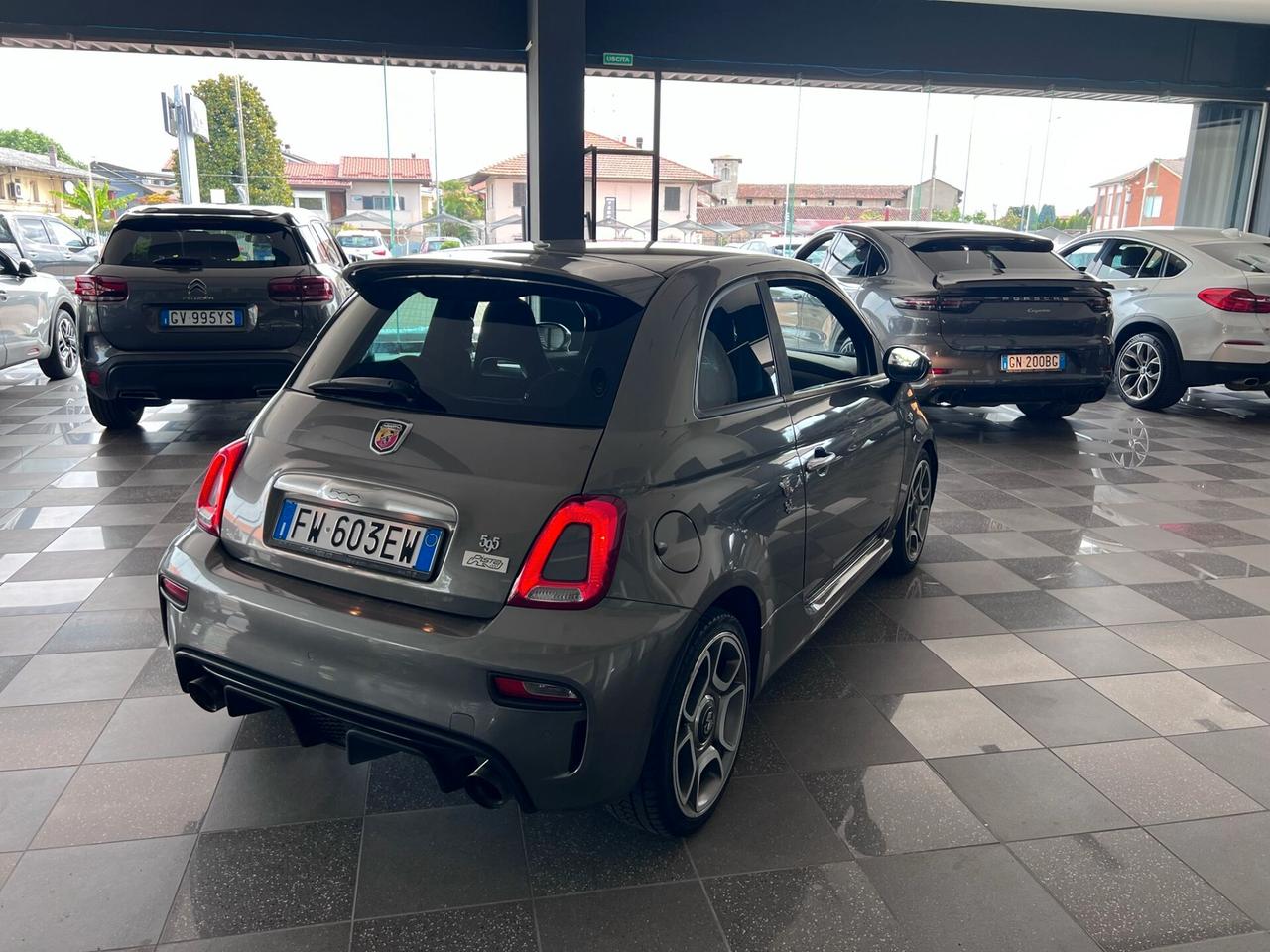 Abarth 595 1.4 Turbo T-Jet 160 CV Pista