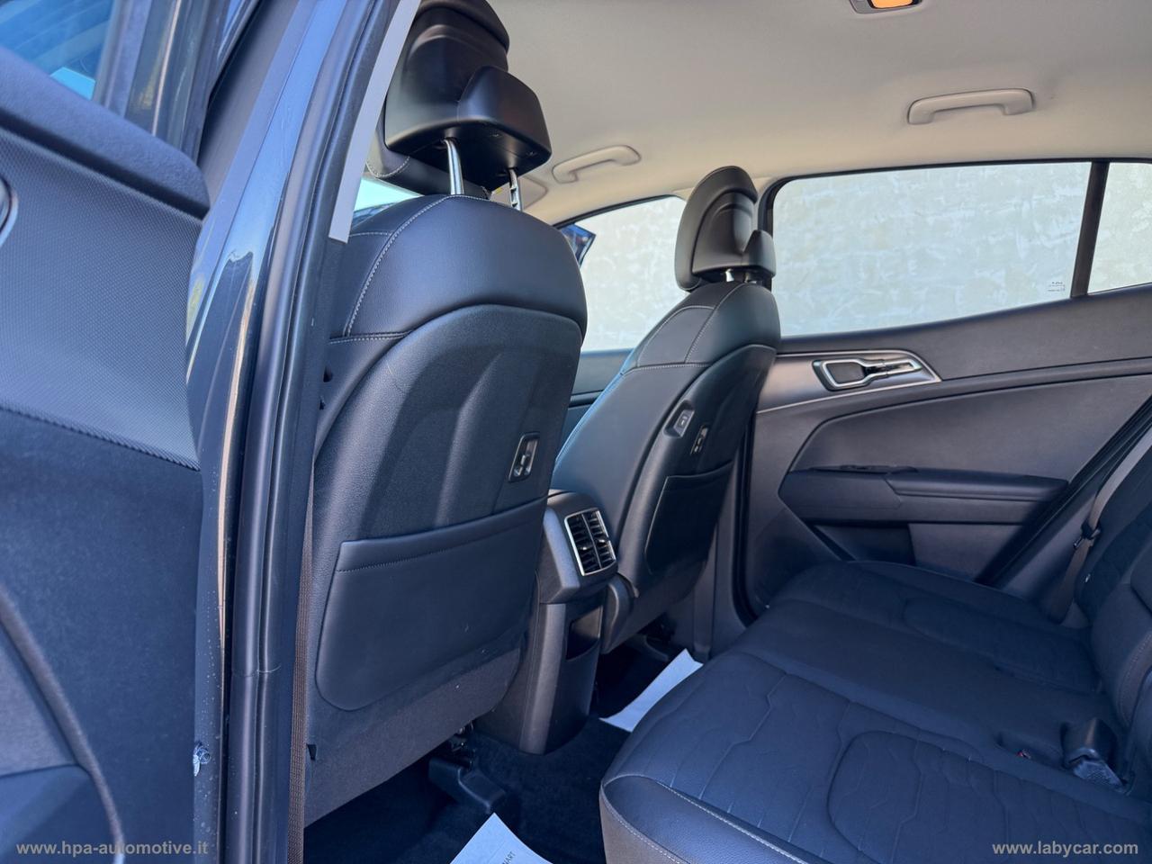 KIA Sportage 1.6 CRDi MHEV Style NAVI LED PELLE RETROCAMERA CARPLAY