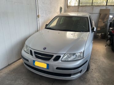 Saab 9-3 SportHatch 1.9 TiD 16V DPF Vector Sentronic