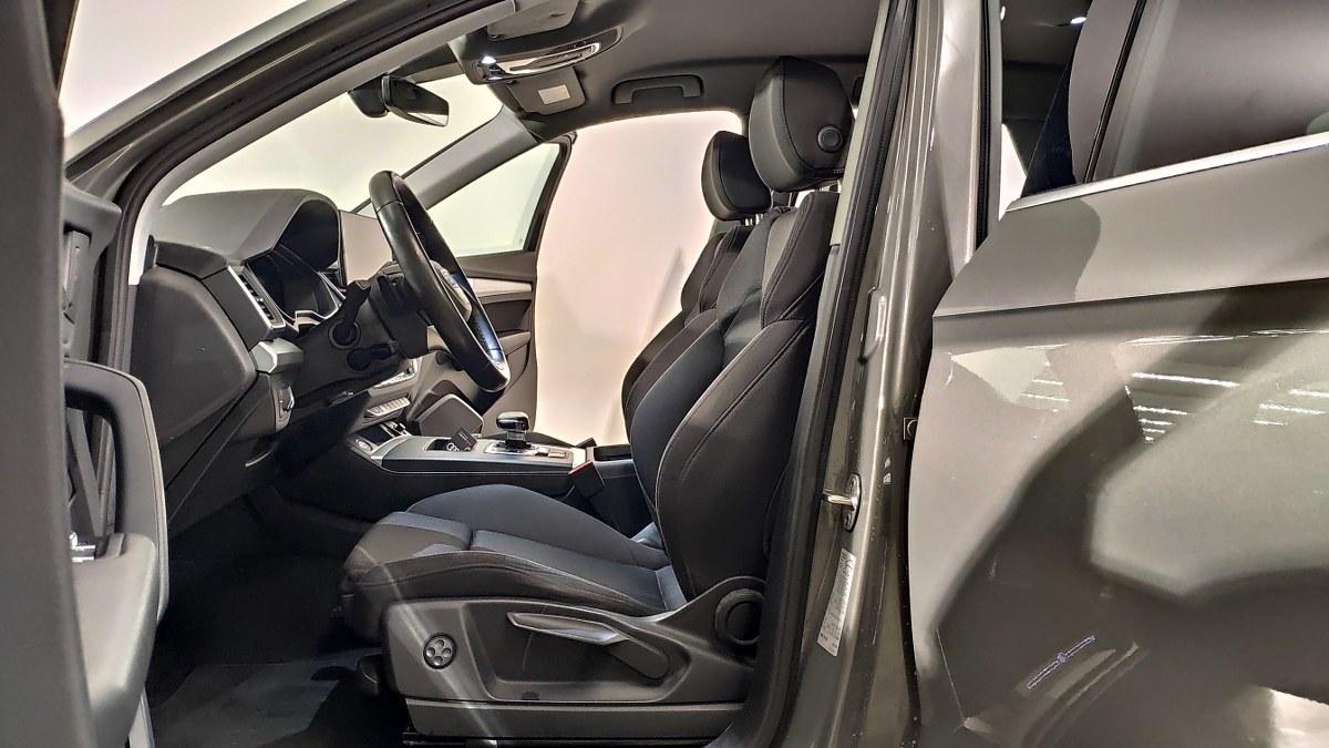 AUDI Q5 40 Tdi 204 Cv Quattro S Tronic S Line