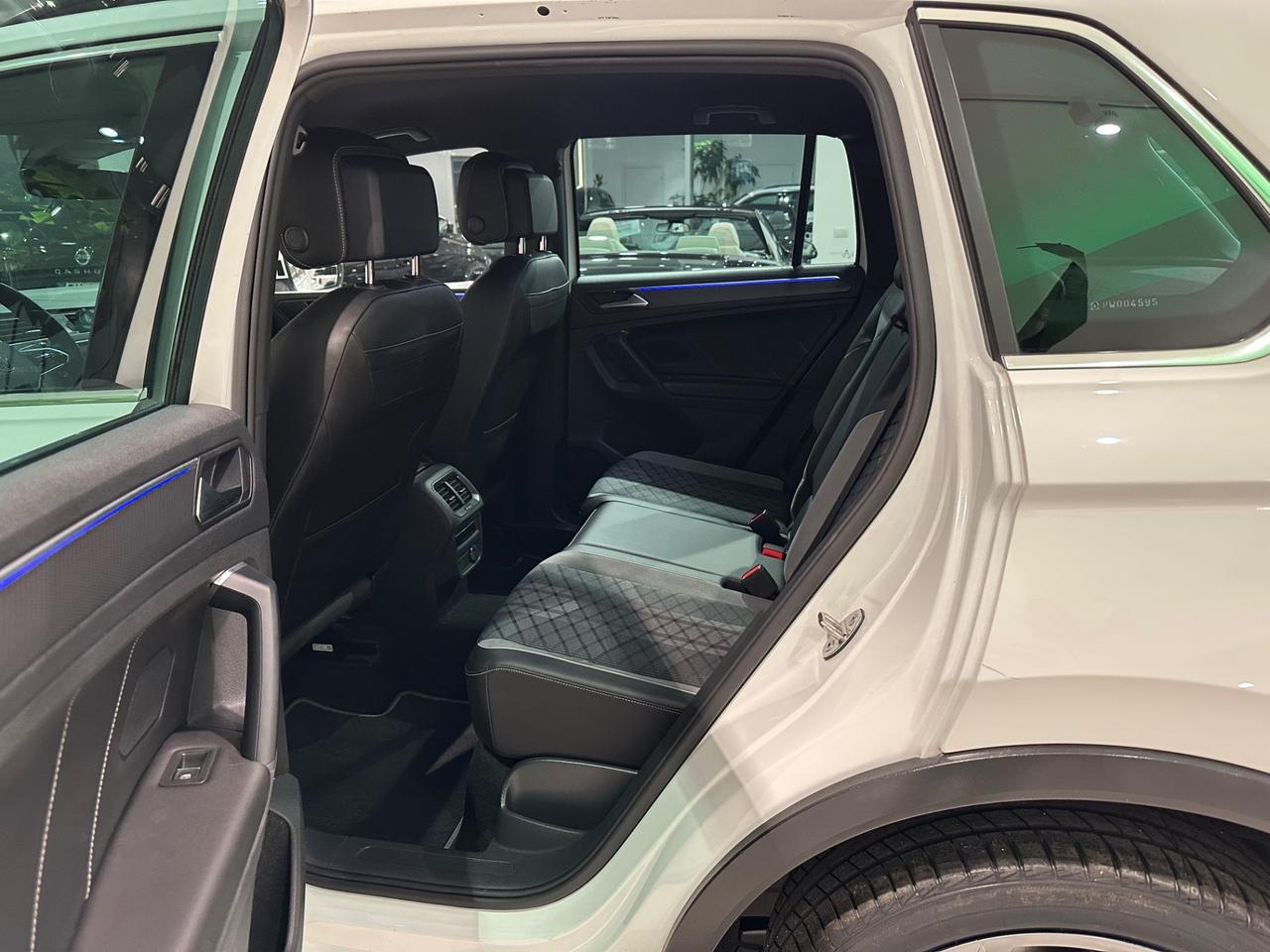 Volkswagen Tiguan 2.0 TDI 150 CV SCR DSG R-Line