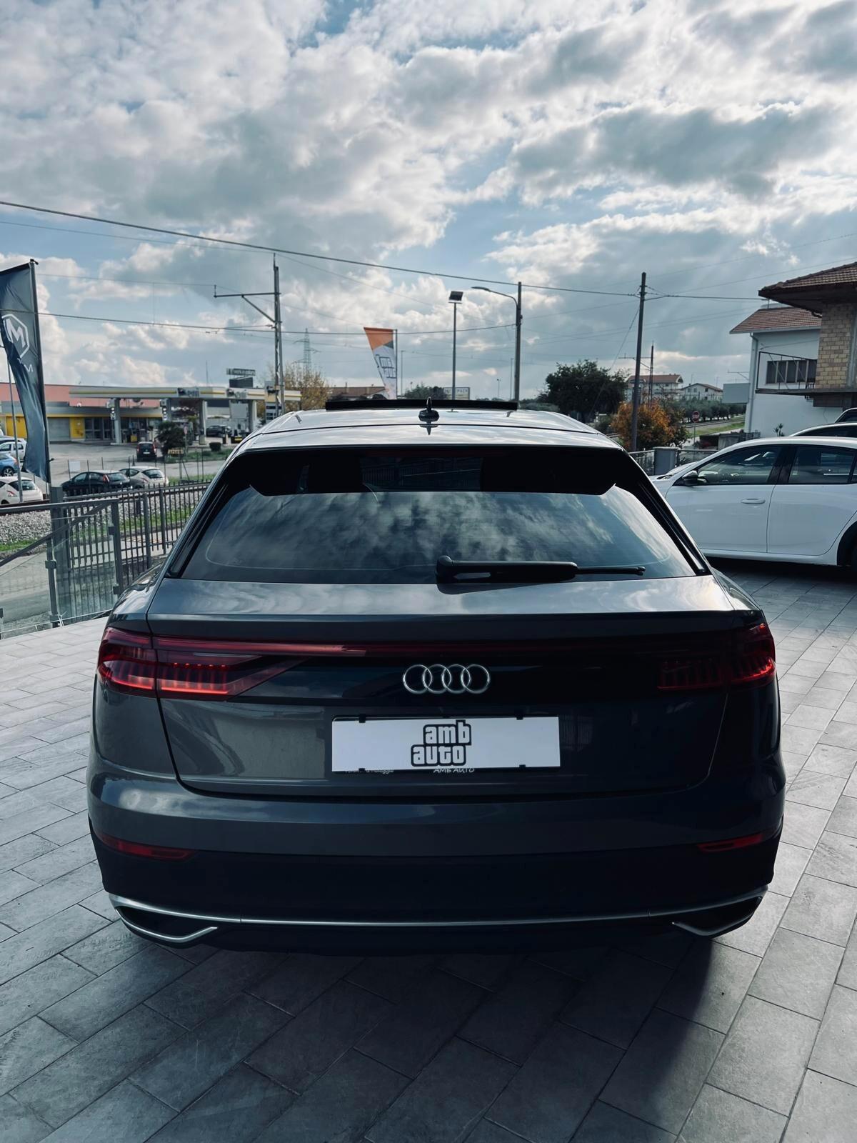 Audi Q8 50 TDI 286 CV quattro tiptronic IVA ESPOSTA