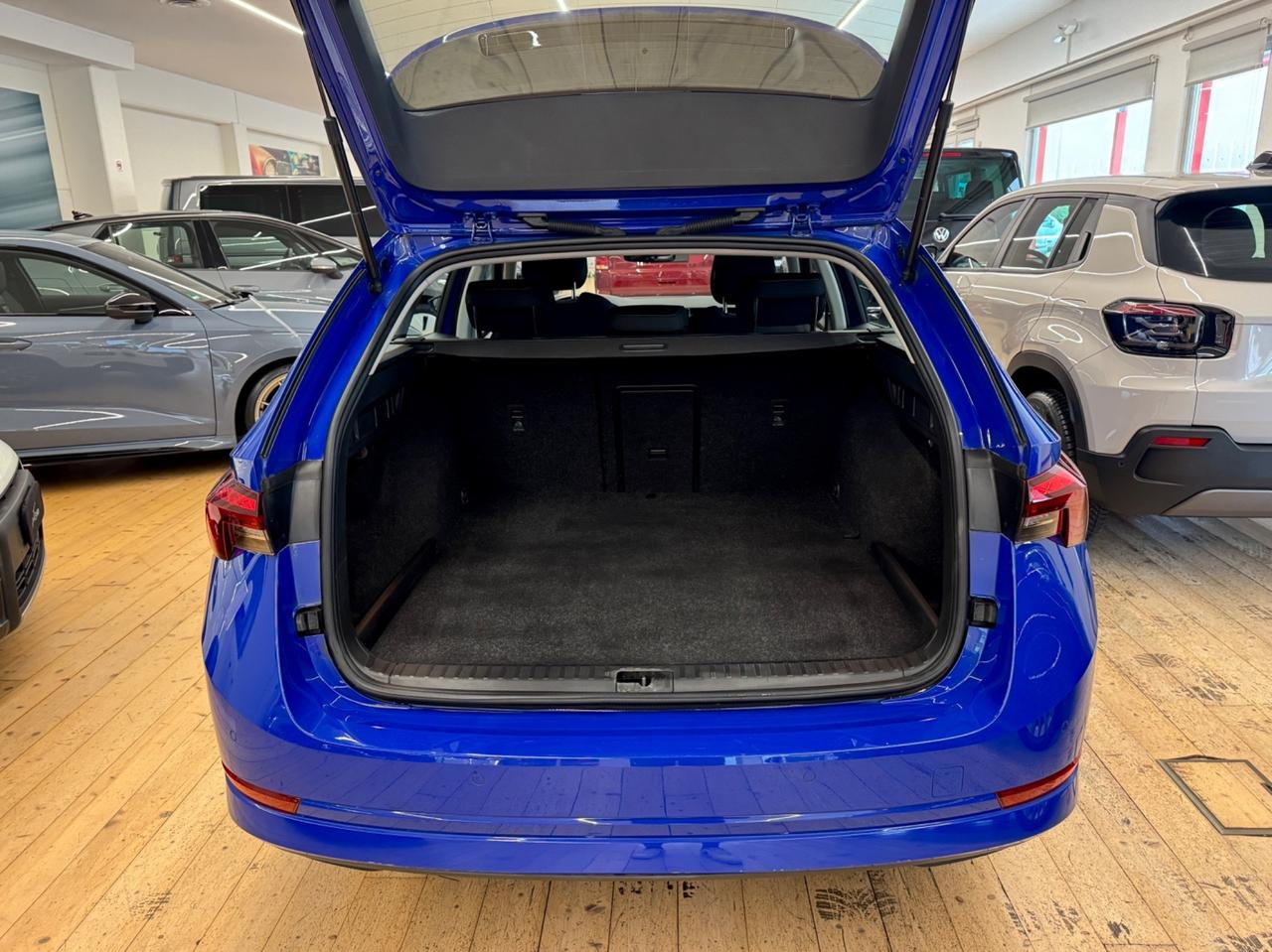 Skoda Octavia HYBRID Executive - SOLO 29.000 KM