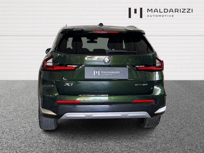 BMW X1 U11 sdrive18i X-Line auto