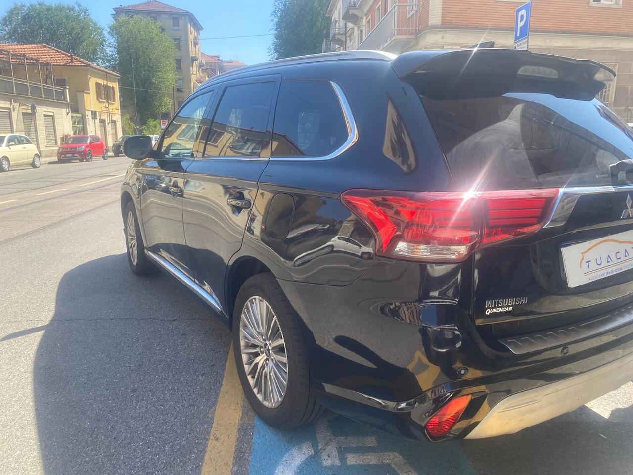Mitsubishi Outlander 2.4 PHEV #50018
