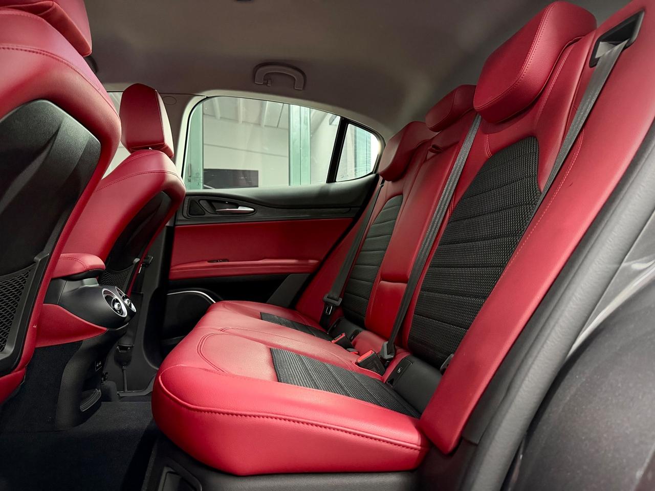 Alfa Romeo Stelvio 2.2 Turbodiesel 190 CV AT8 RWD Executive