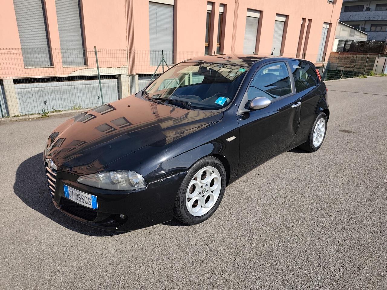 Alfa Romeo 147 1.9 JTD (115) 3 porte Exclusive