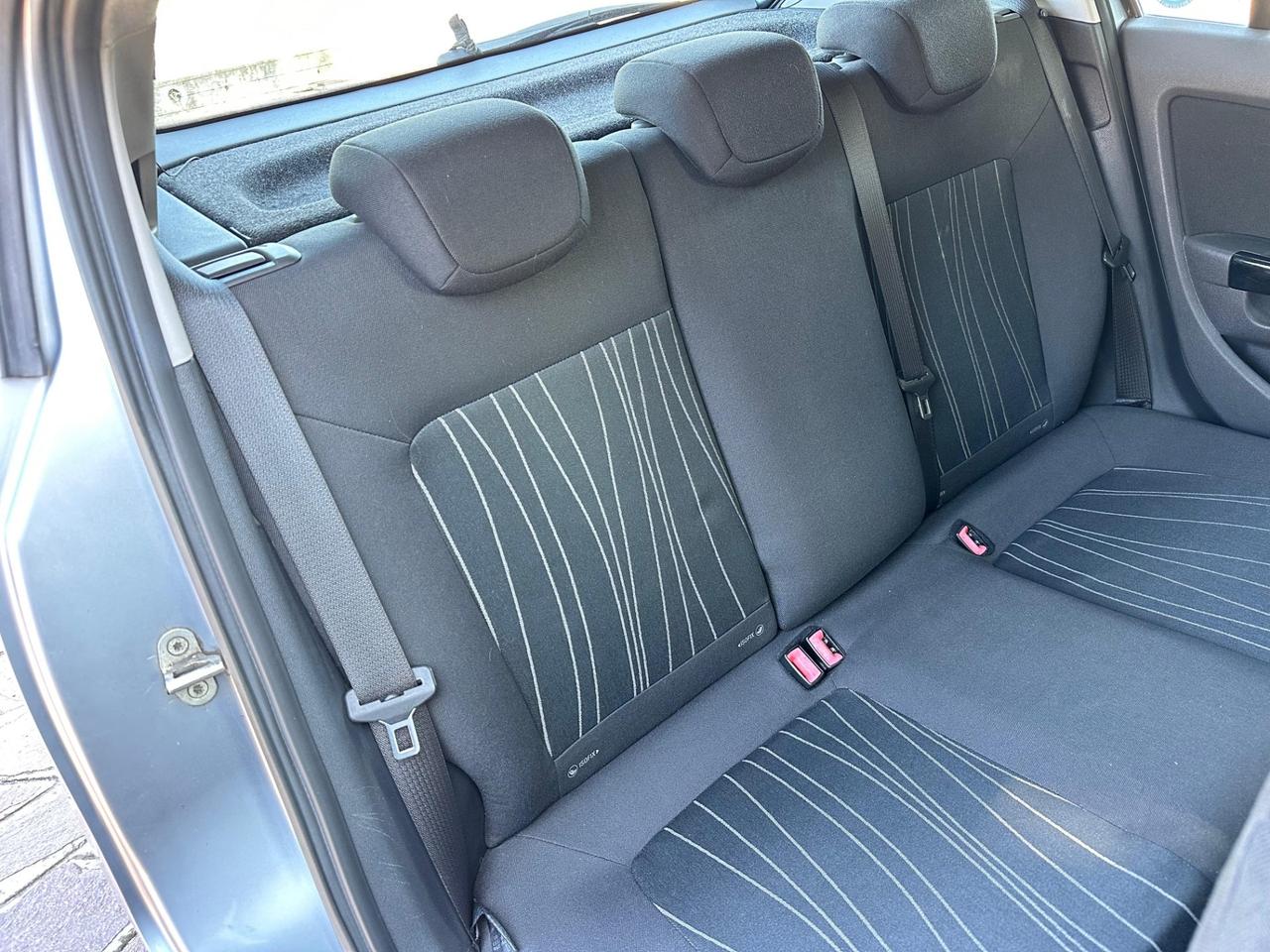Opel Corsa 1.2 5 porte Easytronic Enjoy NEOPATENTATI