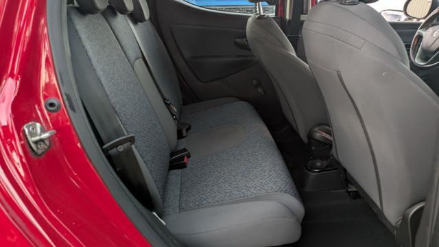 LANCIA Ypsilon HYBRID GOLD FIREFLY 1.0cc 70cv