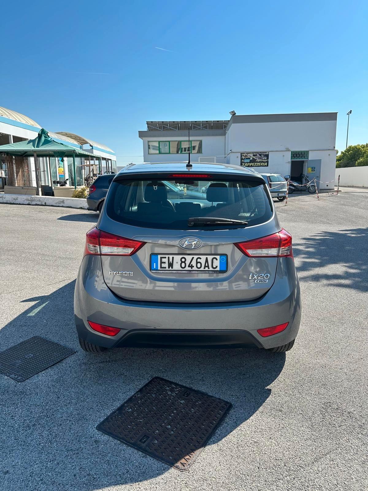 HYUNDAI ix20 1.4 CRDI 90 CV Comfort