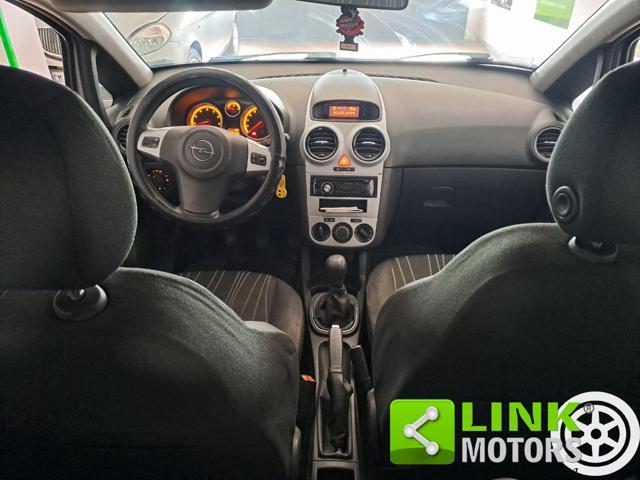 OPEL Corsa 1.2 3 porte Easytronic Sport