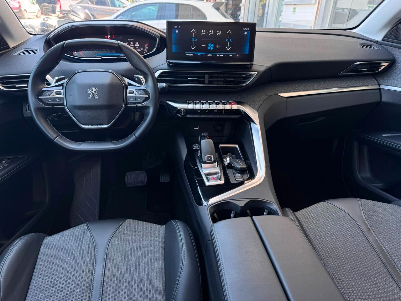Peugeot 5008 BlueHDi 130 S&S EAT8 Allure
