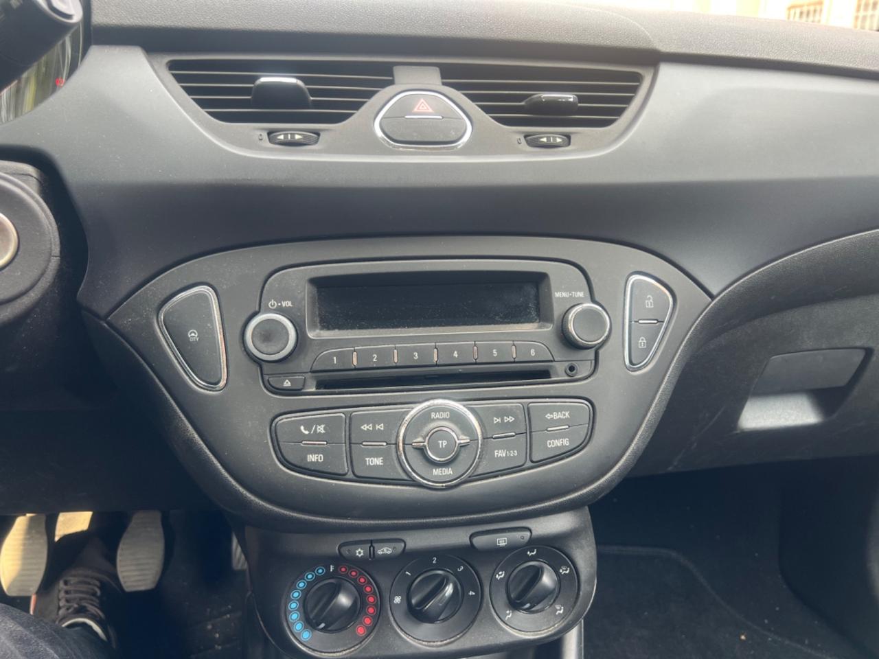 Opel Corsa 1.4 5 porte Innovation