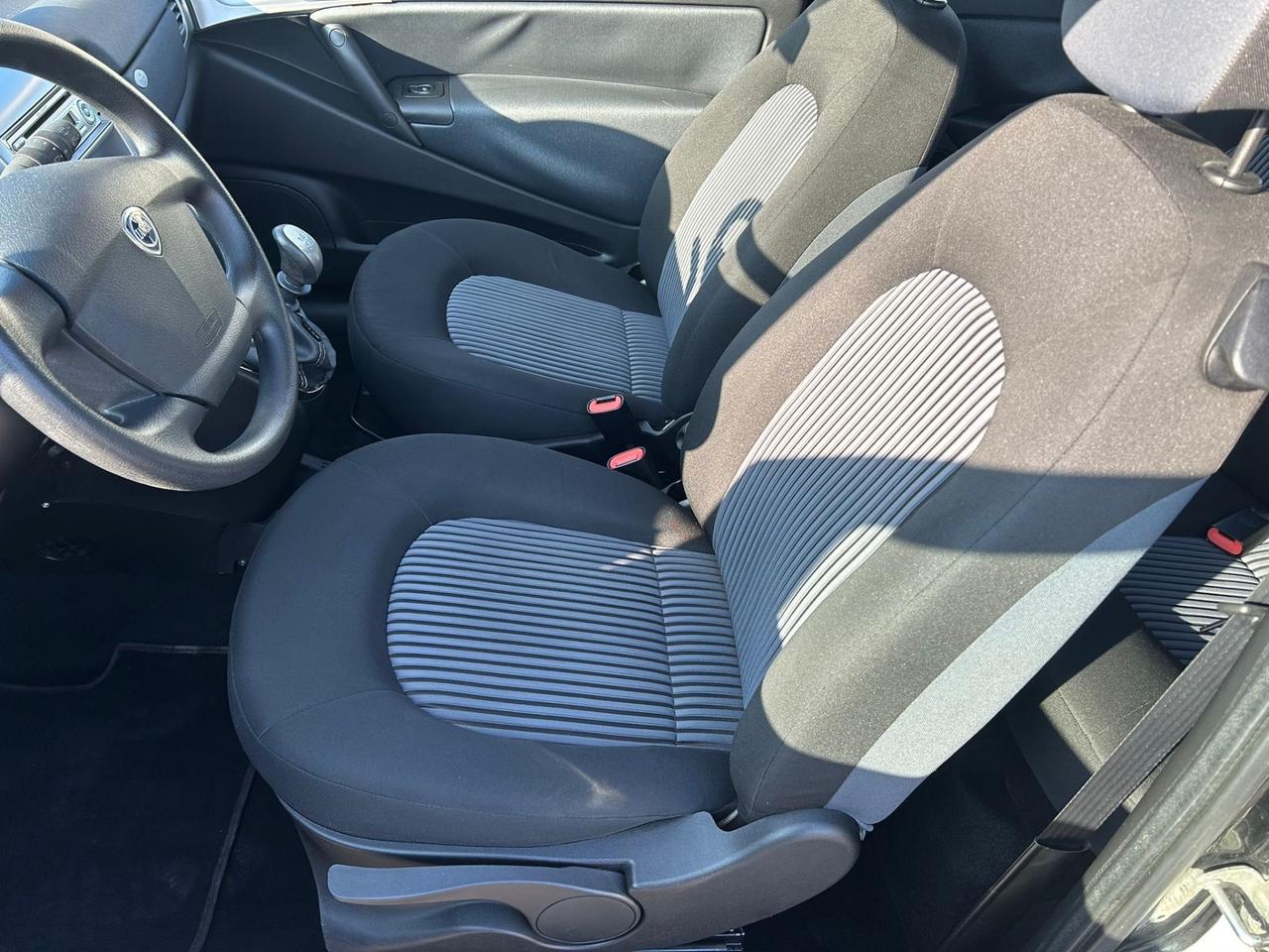 Lancia Ypsilon 1.2 Argento