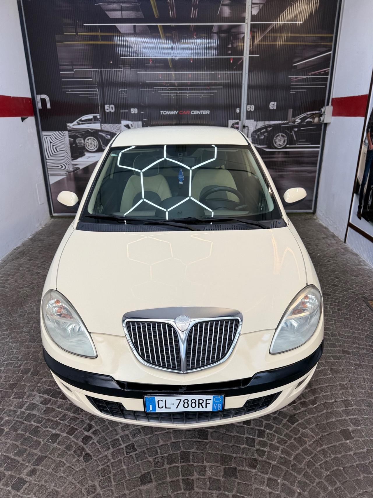 Lancia Ypsilon 1.2