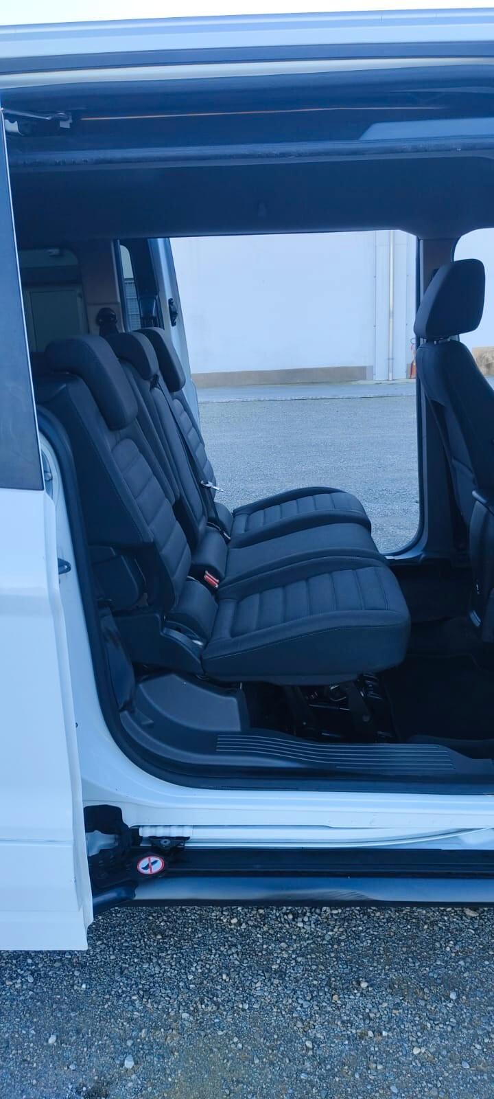 Ford Tourneo Connect Connect7 1.5 TDCi 120 CV Titanium