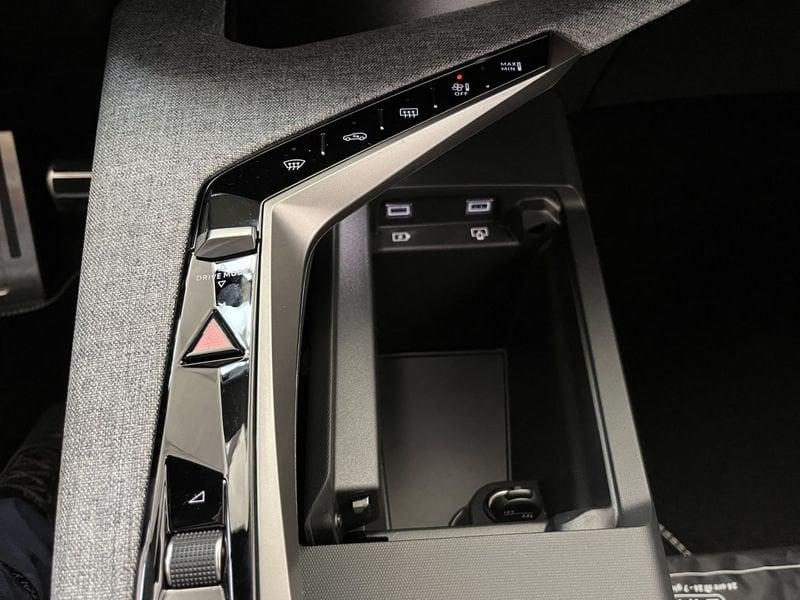 Peugeot 3008 3008 1.2 hybrid GT 145cv e-dcs6