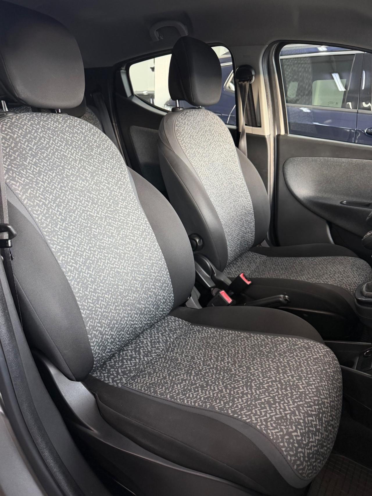 Lancia Ypsilon 1.2 BENZ/ GPL Ecochic FINANZIABILE