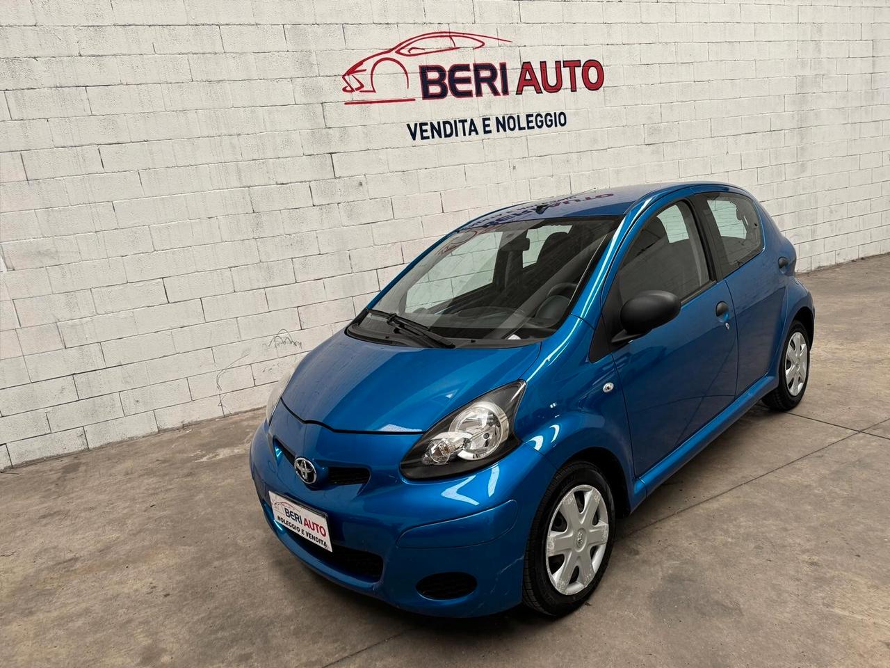 Toyota Aygo 5 porte Lounge Connect