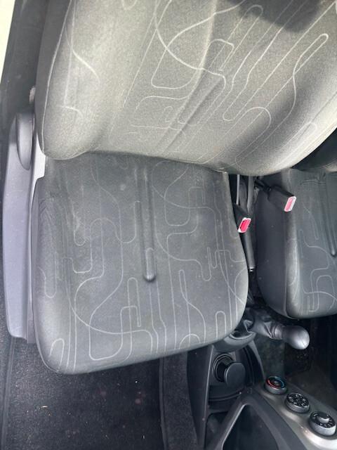 Toyota Yaris 1.0 5 porte Now GPL