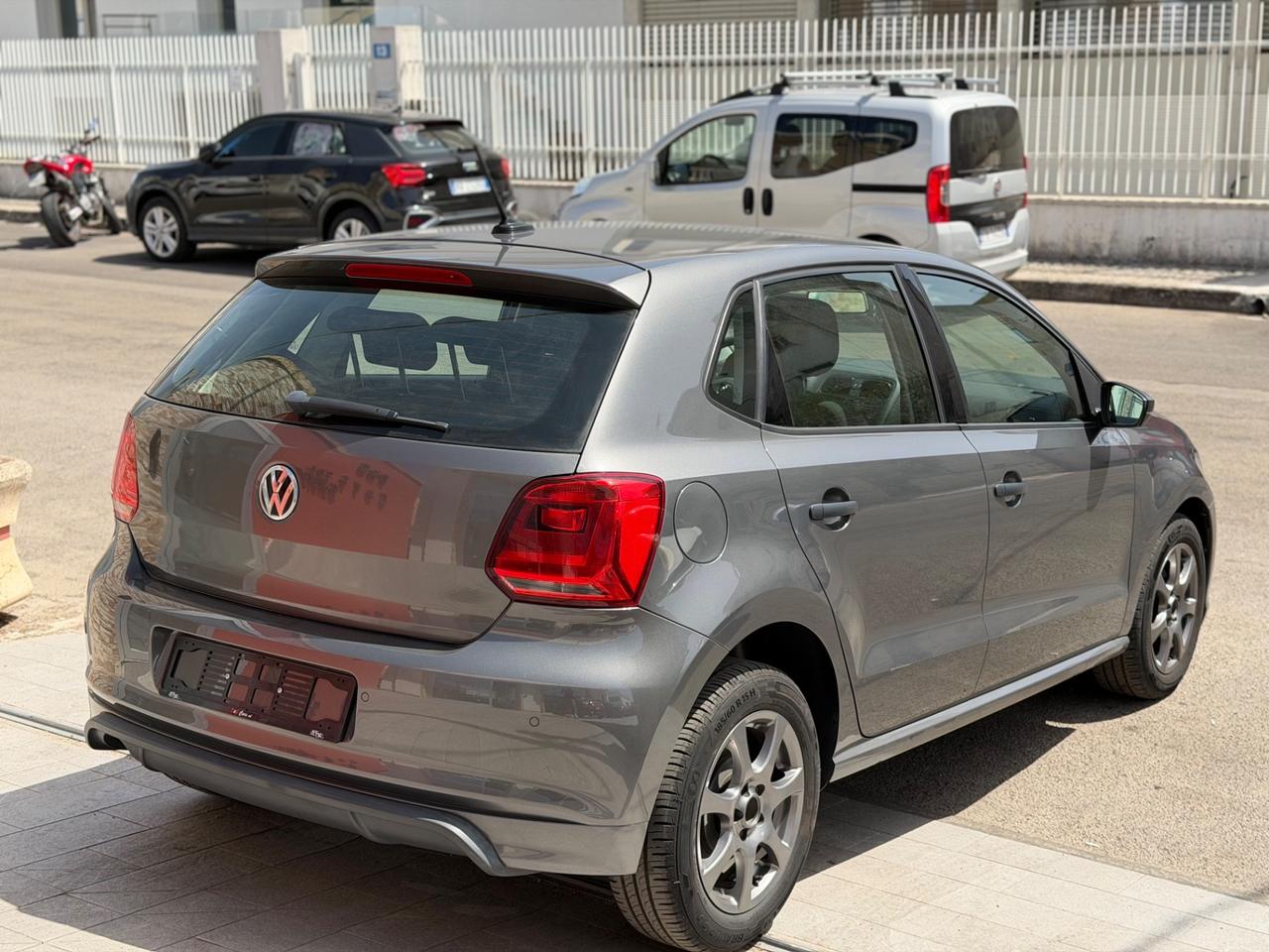 Volkswagen Polo TDI 1.4 75 cv-2016/NAVI/CLIMA