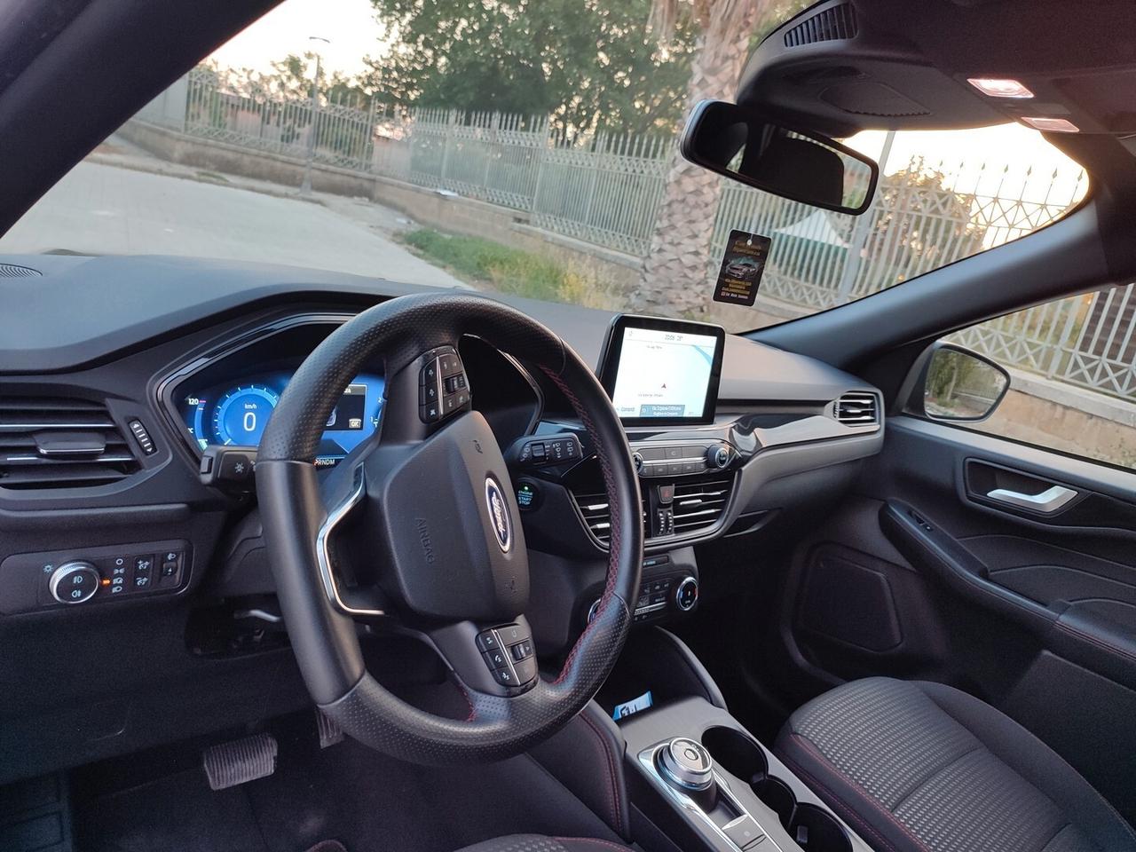 Ford Kuga ST LINE AUTOMATIK F1 2.0 TDI 120 CV 2WD TELECAMERA NAVIGATORE