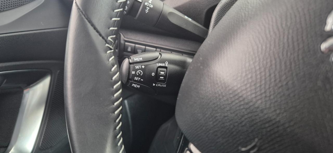 PEUGEOT 308 1.2 110CV 7.000 KM 09/2016
