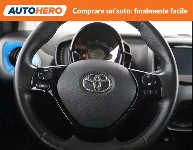 TOYOTA Aygo Connect 1.0 VVT-i 72 CV 5 porte x-play