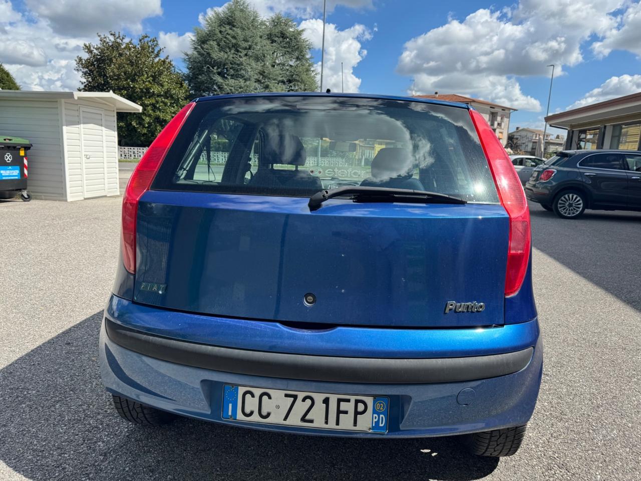 Fiat Punto 1.2i benzina, 5 porte, 140.000 km, NEO