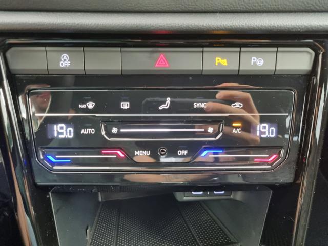 VOLKSWAGEN T-Roc 1.5 TSI ACT DSG R-Line