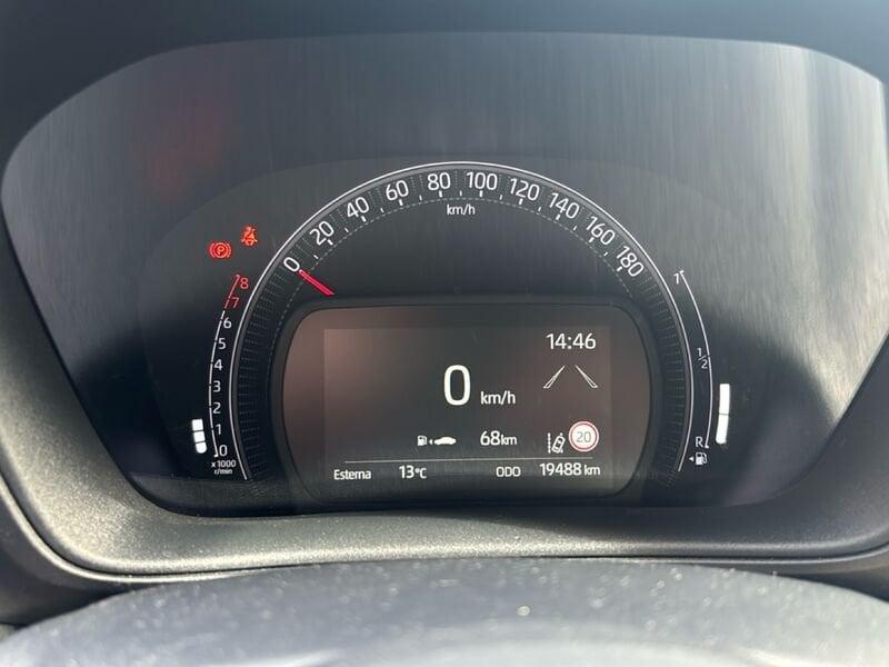 Toyota Aygo X 1.0B (72 CV) Lounge Air