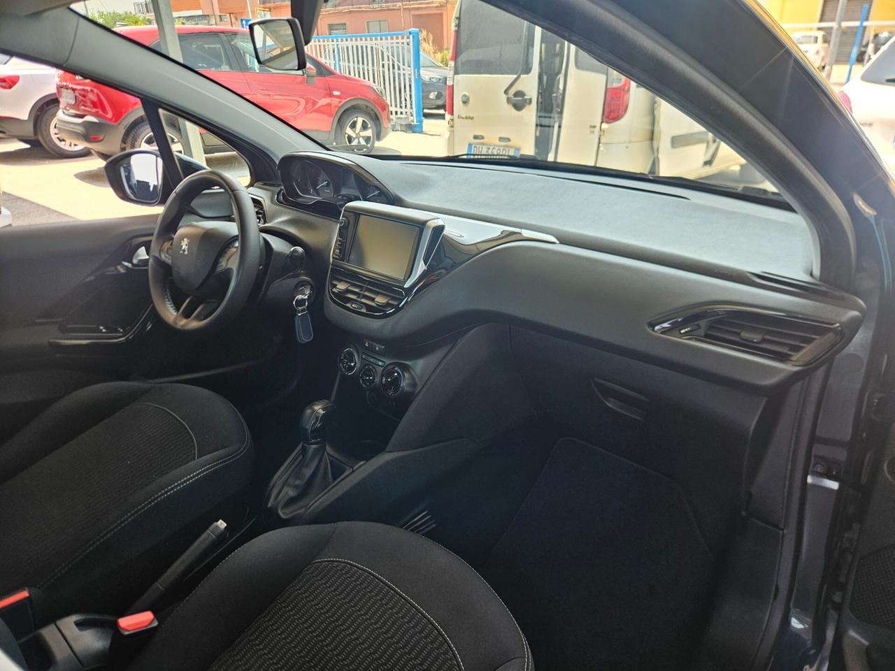 Peugeot 208 BlueHDi 100 S&S 5 porte Active