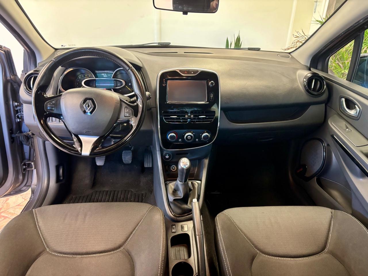 Renault Clio 1.2 75CV 5 porte Costume National